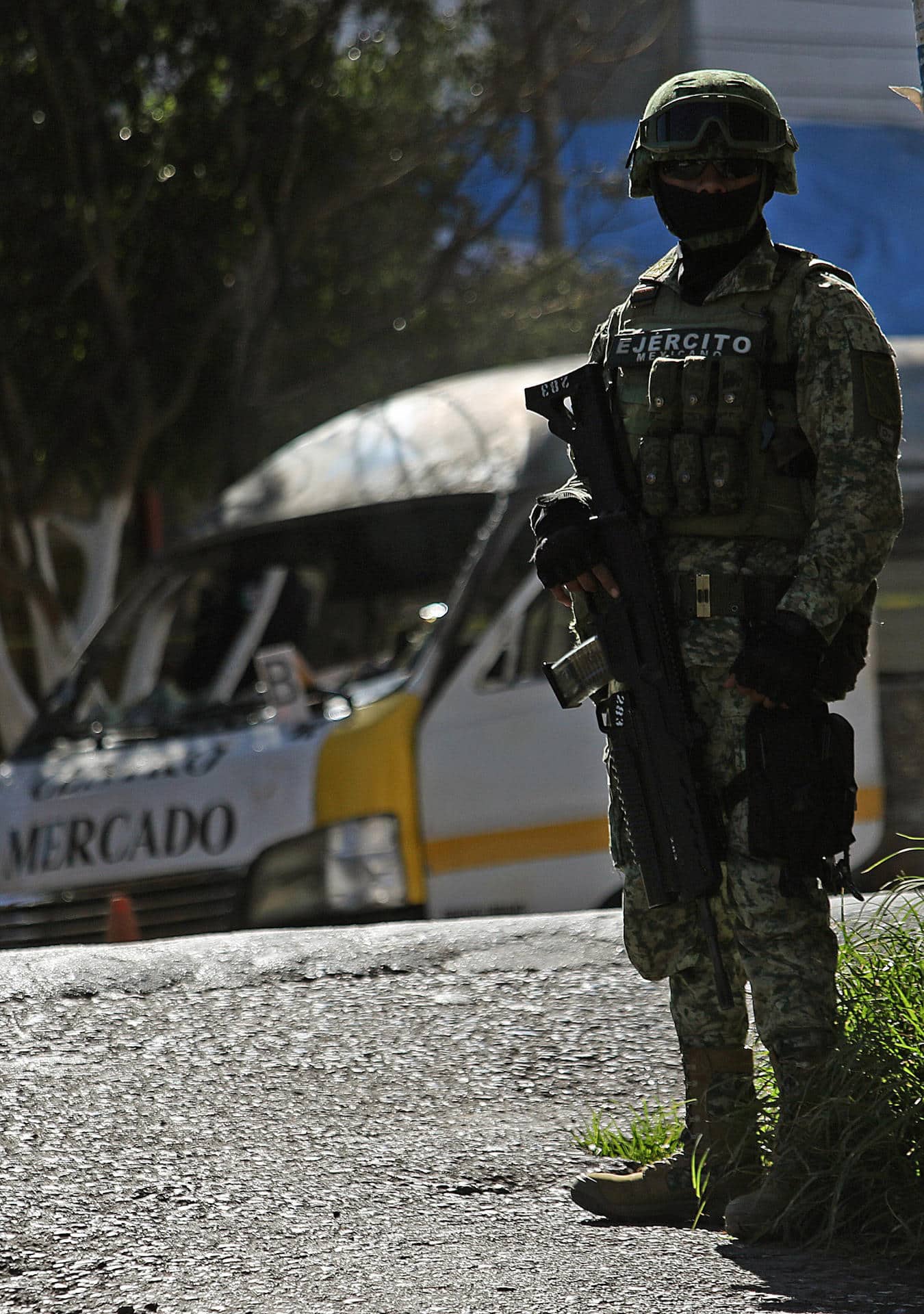 Imagen de archivo en donde se observa un soldado del ejército mexicano en Chilpancingo (México). EFE/José Luis de la Cruz