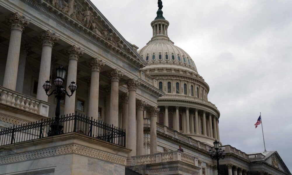 Fotografía de archivo en donde se ve el Capitolio de EE. UU. en Washington, DC. EFE/WILL OLIVER