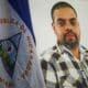 Vista de una fotografía del periodista Ángel Gahona junto a una bandera de Nicaragua durante un homenaje celebrado en su honor en Managua (Nicaragua). Foto de archivo. EFE/Jorge Torres