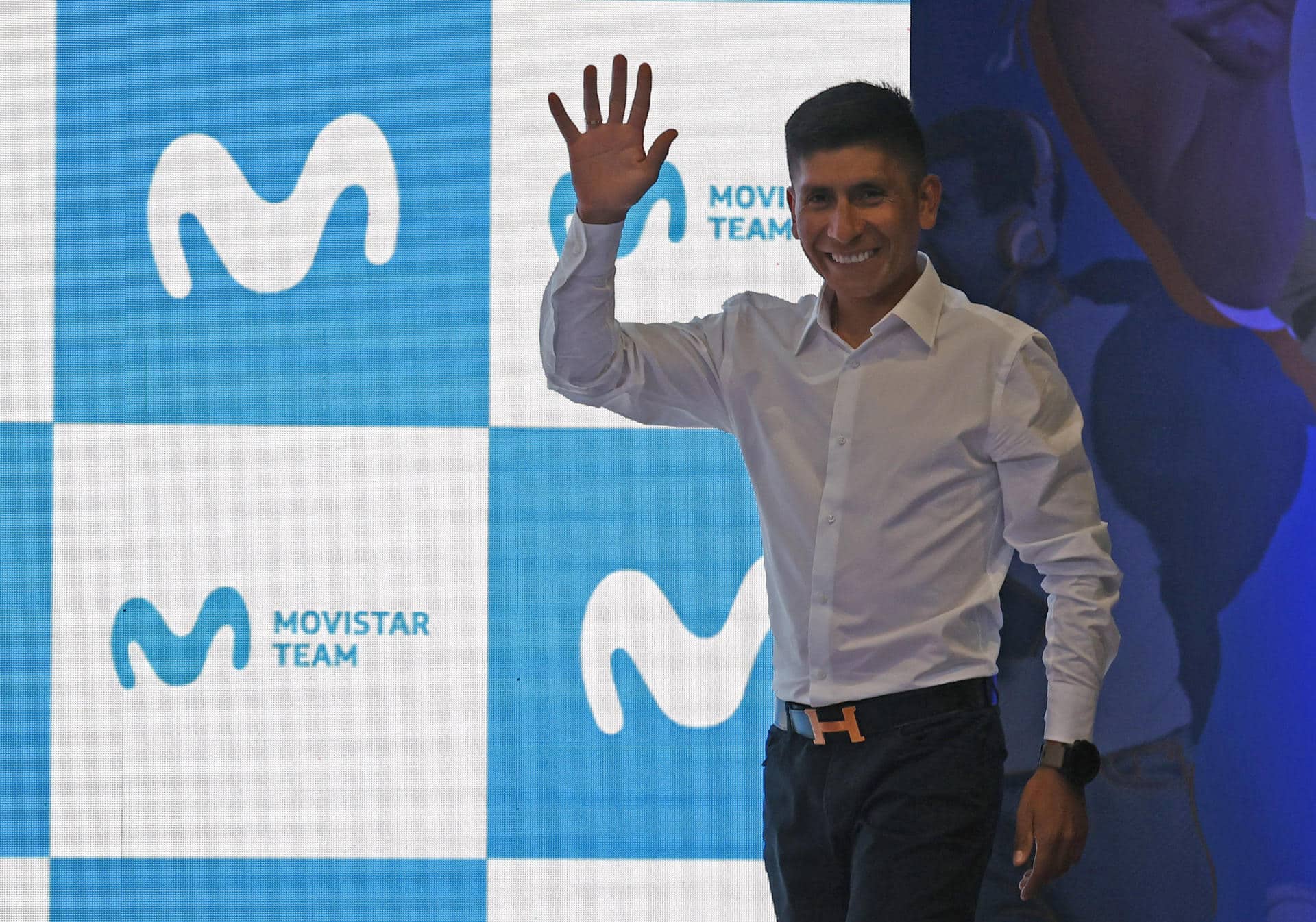 El ciclista colombiano Nairo Quintana durante la rueda de prensa del pasado año en la que se anunció su vuelta al Movistar Team. El ciclista de Boyacáha renovado una temporada con el equipo español. EFE/ Mauricio Dueñas Castañeda