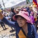 Fotografía del 29 de Octubre de 2024 de simpatizantes del expresidente de Bolivia Evo Morales marchando en contra del gobierno de Luis Arce, en Parotani, Cochabamba (Bolivia). EFE/ Esteban Biba