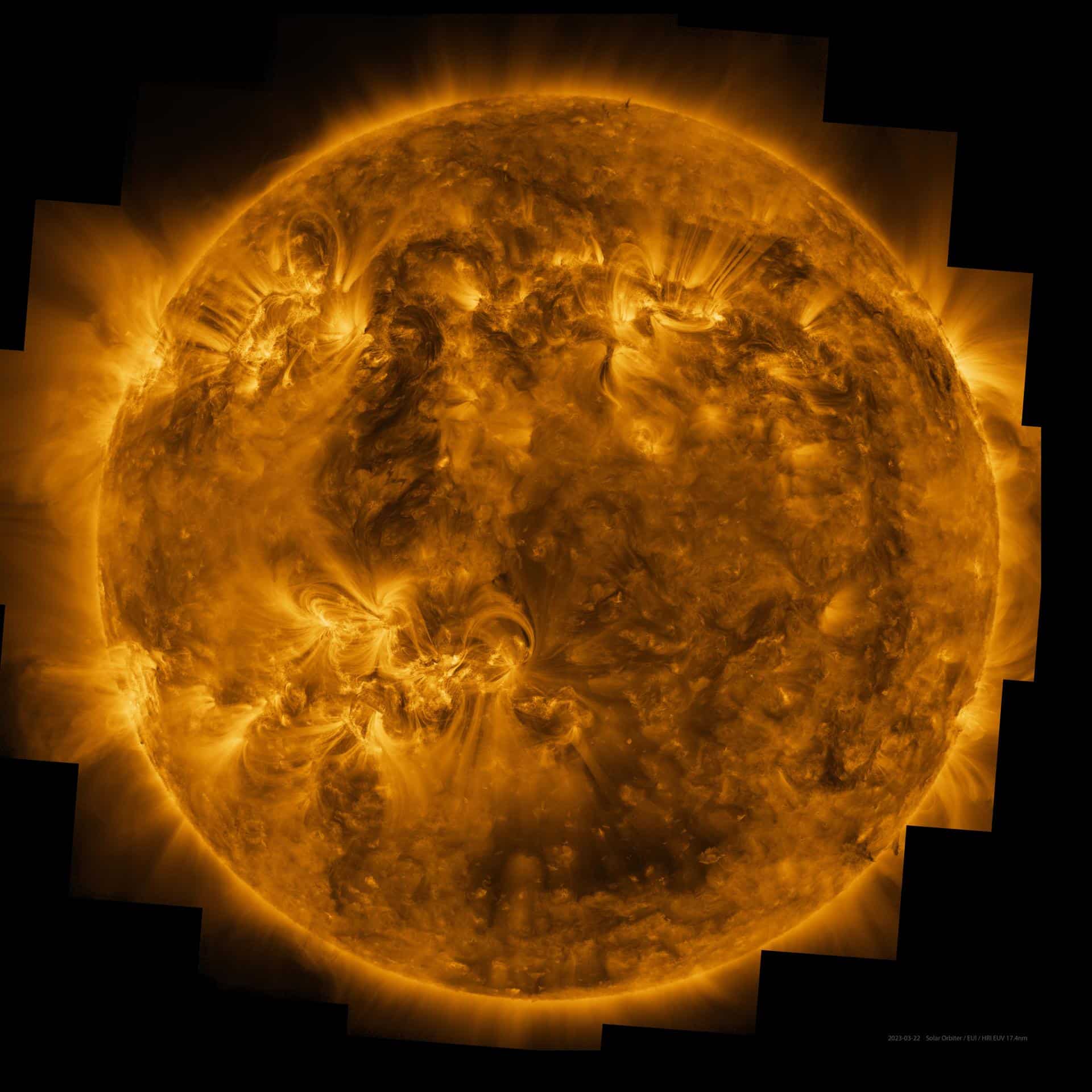 Esta imagen de alta resolución muestra el Sol en luz ultravioleta, revelando la corona de la estrella. Fue tomada por el instrumento "EUI" de la misión Solar Orbiter, ensamblada a partir de múltiples instantáneas tomadas el 22 de marzo de 2023. Crédito: ESA/ NASA/Solar Orbiter/Equipo EUI.