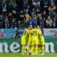 Los jugadores del Zagreb celebran un gol, durante el partido de la Liga de Campeones que han jugado Slovan Bratislava y GNK Dinamo Zagreb en Bratislava, Eslovaquia. EFE/EPA/JAKUB GAVLAK