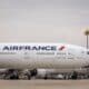 Fotografía de archivo de un Boeing 777 de Air France que transporta evacuados de Sudán mientras aterriza en el aeropuerto Roissy CDG, cerca de París, Francia, el 26 de abril de 2023. EFE/EPA/Christophe Petit Tesson