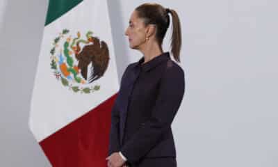 La presidenta de México, Claudia Sheinbaum, participa en una rueda de prensa este jueves, en Palacio Nacional en Ciudad de México (México). EFE/ Mario Guzmán