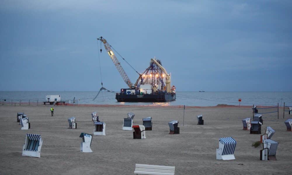 Foto archivo. Imagen muestra un cable submarino de la compañía Norddeutsche Seekabelwerke en un navío, en Nordenham,***CRÉDITO OBLIGATORIO/SOLO USO EDITORIAL***[***CRÉDITO OBLIGATORIO/SOLO USO EDITORIAL***]