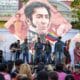 Músicos se presentan en un acto este jueves, en la plaza Bolívar en Caracas (Venezuela). EFE/ Ronald Peña