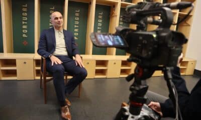 El seleccionador de Portugal, el español Roberto Martínez, durante la entrevista con EFE. EFE/Carlota Ciudad