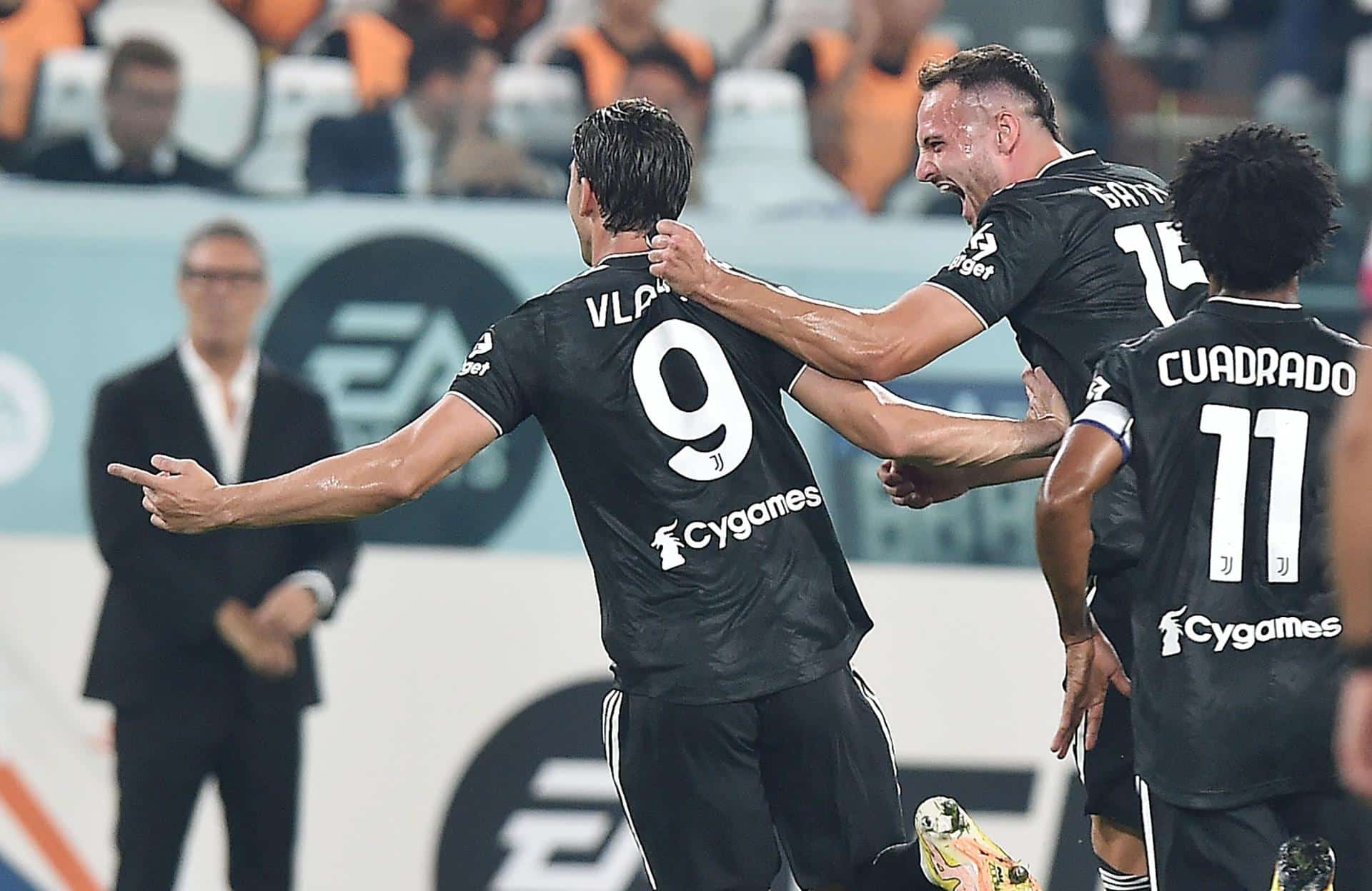 Imagen de archivo del serbio Dusan Vlahovic, delantero del Juventus Turín, celebrando un gol EFE/EPA/ALESSANDRO DI MARCO