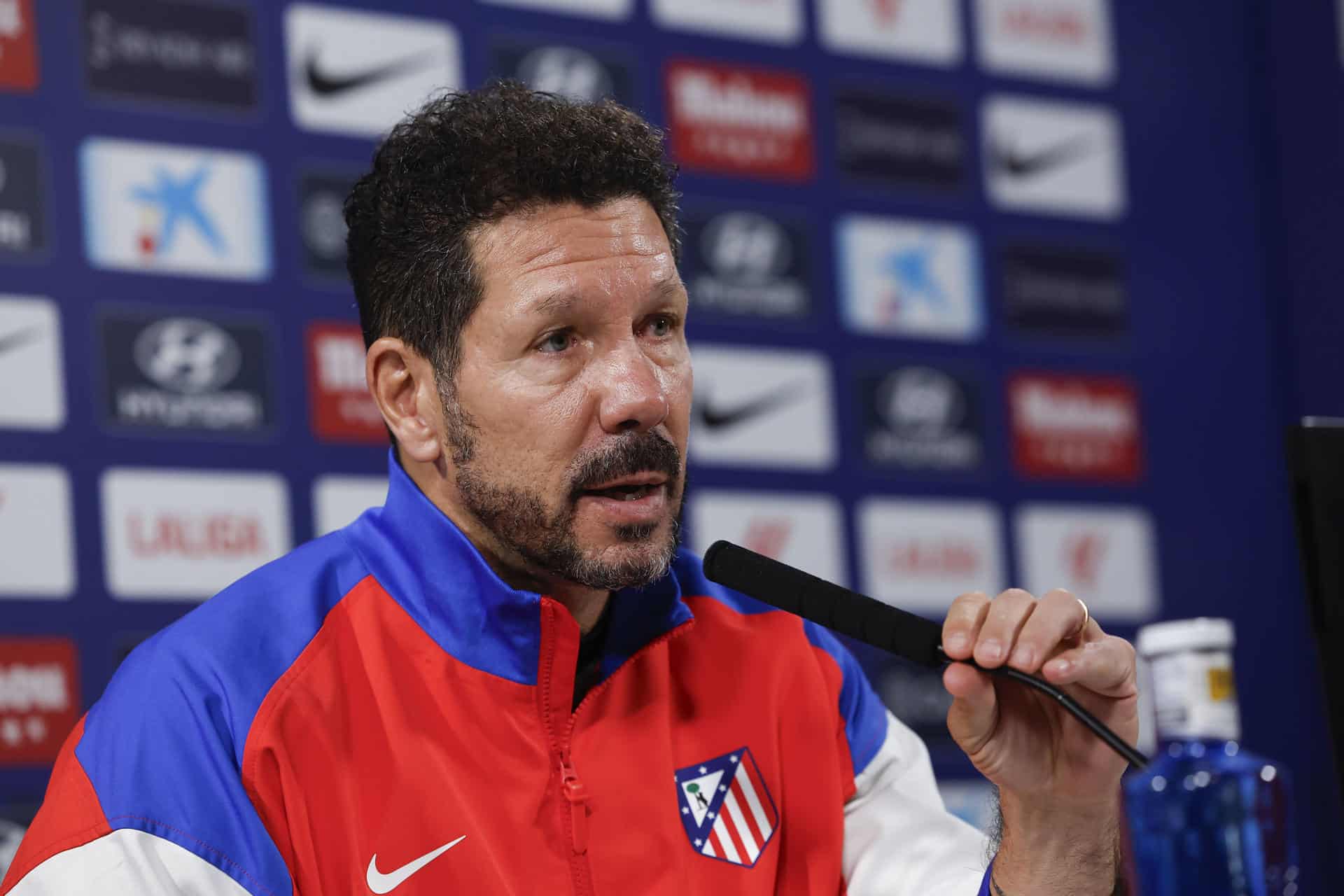 Simeone, durante la rueda de prensa de este sábado. EFE/Chema Moya