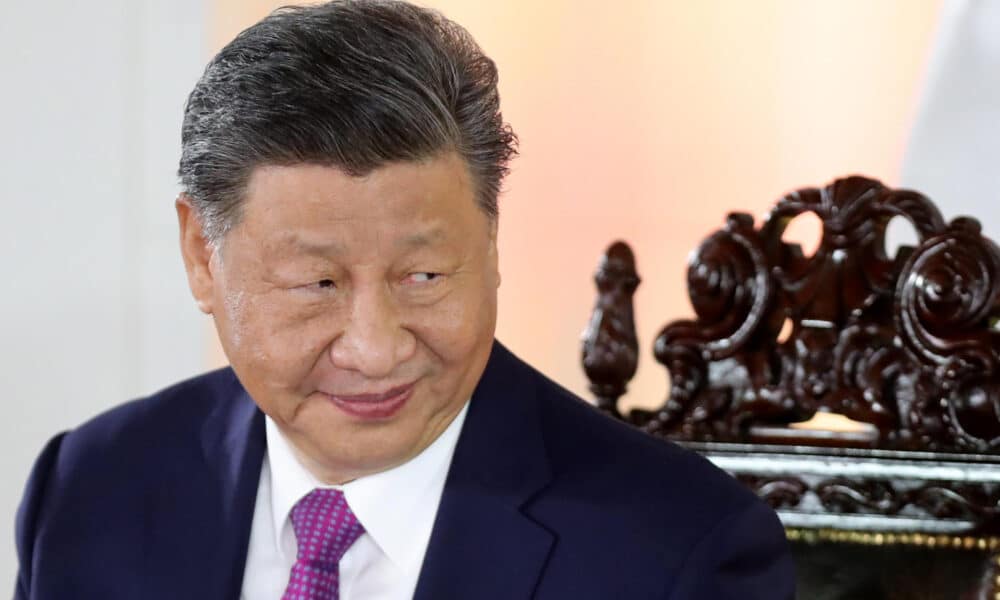 El presidente de China, Xi Jinping, participa durante la inauguración del megapuerto de Chancay, este 14 de noviembre de 2024, en el Palacio de Gobierno, en Lima (Perú). EFE/ Paolo Aguilar