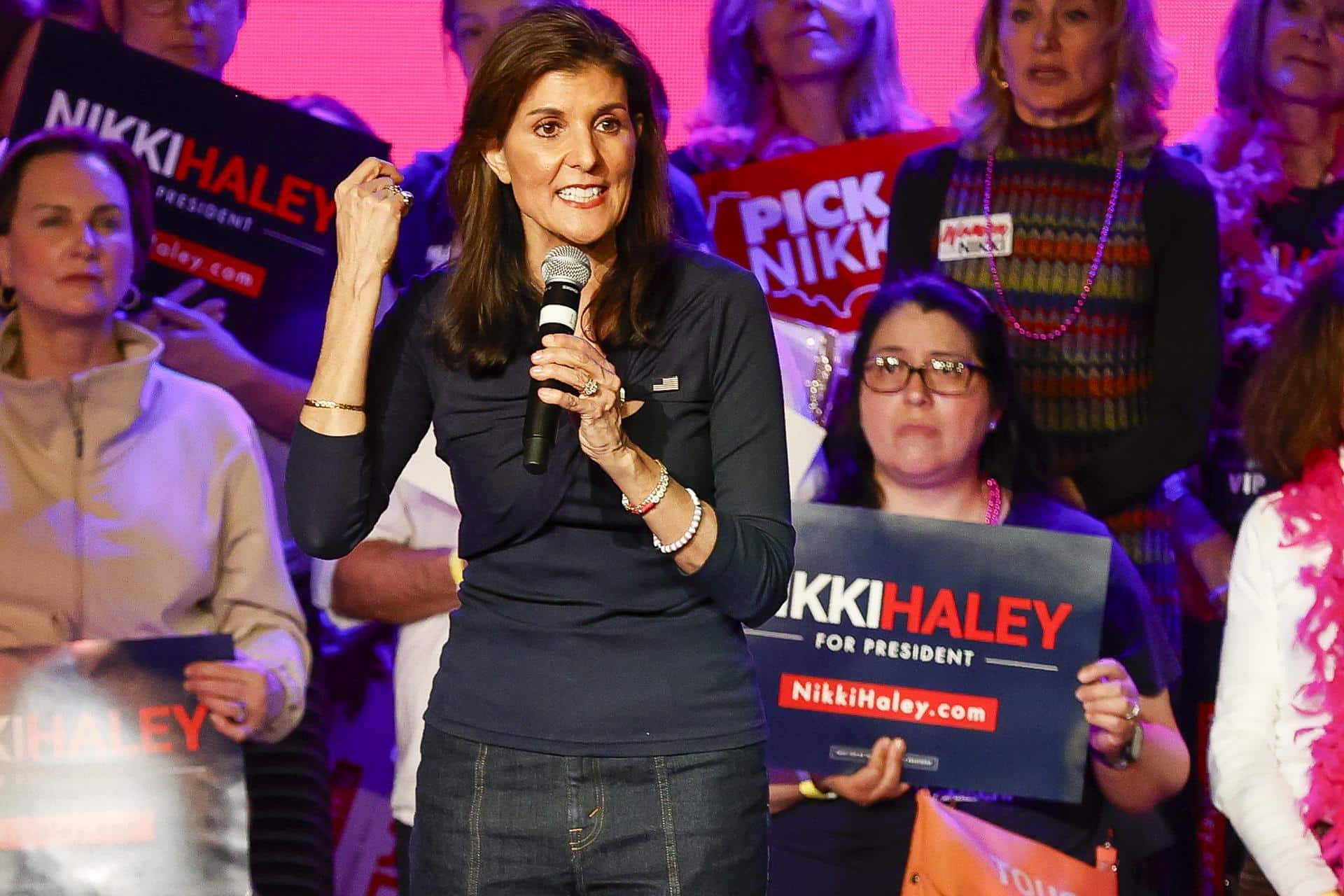 Fotografía de archivo de la política republicana Nikki Haley. EFE/ADAM DAVIS