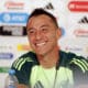 Fotografía de archivo del futbolista mexicano Andrés Guardado durante una rueda de prensa en el Estadio Akron de Guadalajara (México). EFE/ Francisco Guasco