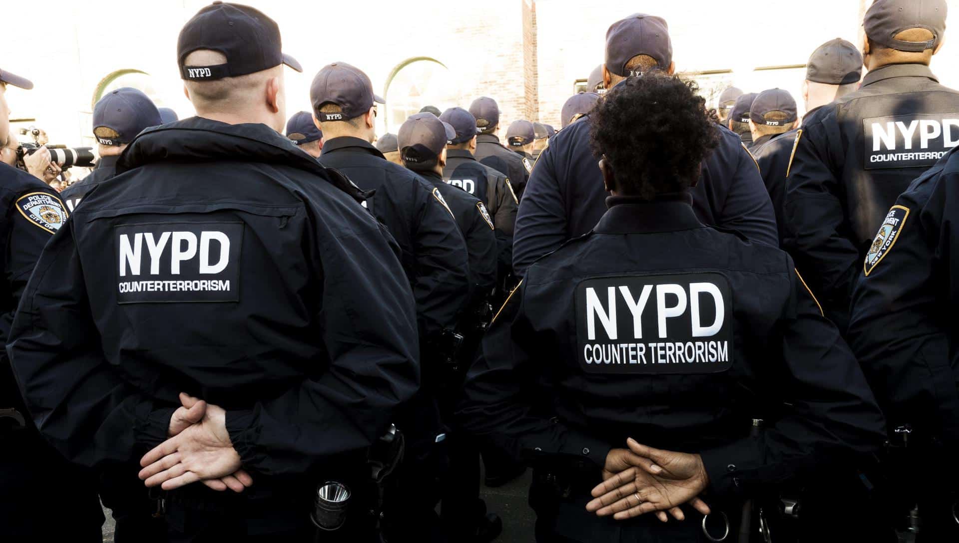 Imagen de archivo de miembros del Comando de Respuesta Crítica (CRC) del Departamento de Policía de la Ciudad de Nueva York. EFE/JUSTIN LANE