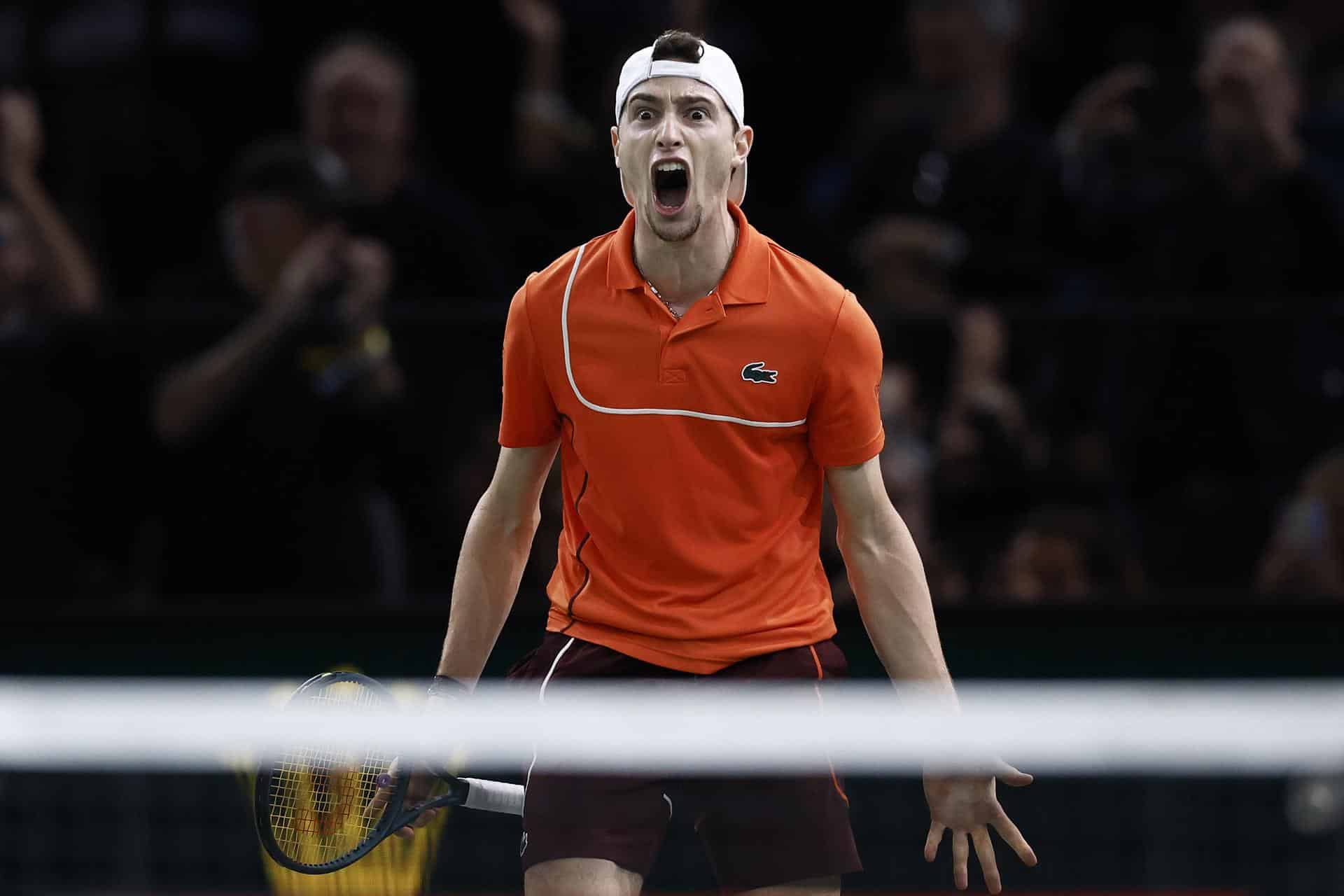 Ugo Humbert, tras su victoria. EFE/EPA/YOAN VALAT