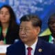 El presidente de China, Xi Jinping, participa durante la apertura de la Cumbre de jefes de Estado del G20 que comenzó este lunes en Río de Janeiro (Brasil). EFE/ Antonio Lacerda