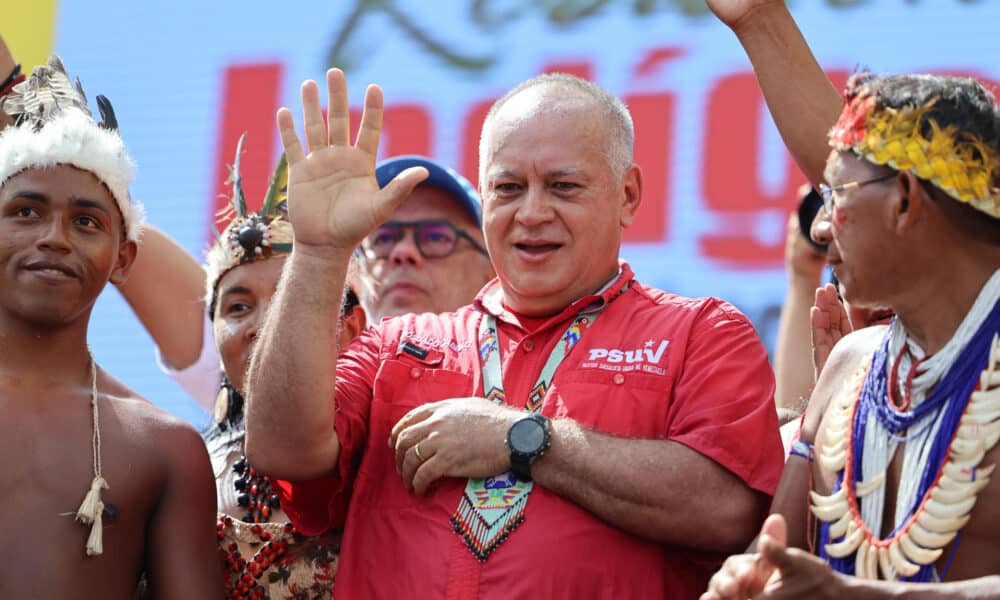 Fotografía de archivo del 12 ede octubre pasado de Diosdado Cabello, ministro del Interior y Justicia de Venezuela, en un evento con motivo del 'Día de la Resistencia Indígena' en Caracas (Venezuela).EFE/ Miguel Gutiérrez