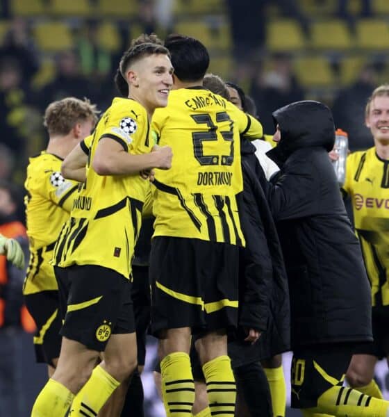 Los jugadores del Dortmund celebran un gol durante el partido de la UEFA Champions League league que han jugado Borussia Dortmund y SK Sturm Graz, en Dortmund, Alemania. EFE/EPA/CHRISTOPHER NEUNDORF