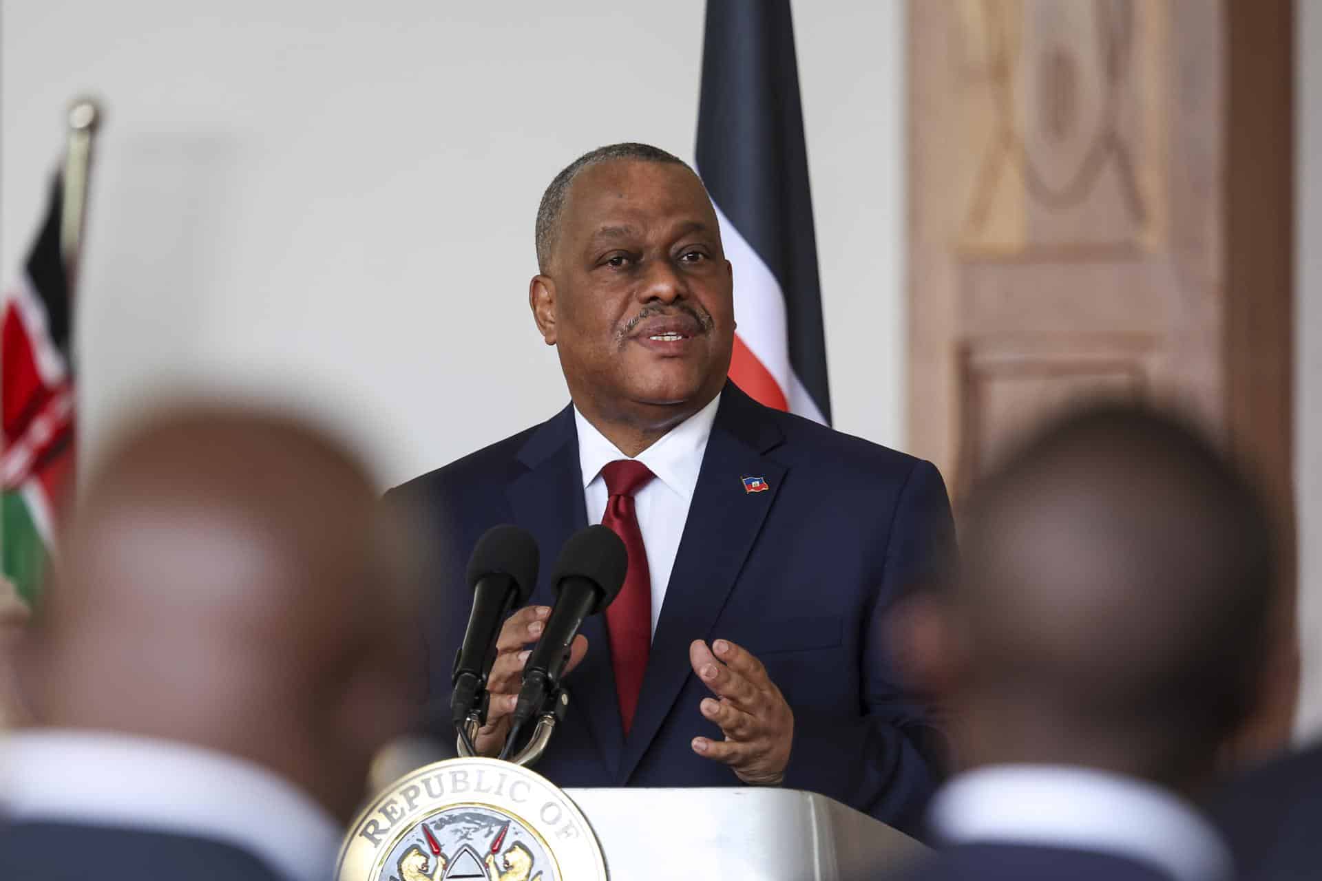 Fotografía del primer ministro de Haití, Garry Conille, durante una conferencia de prensa en Nairobi, Kenia, el 11 de octubre de 2024. EFE/EPA/Daniel Irungu