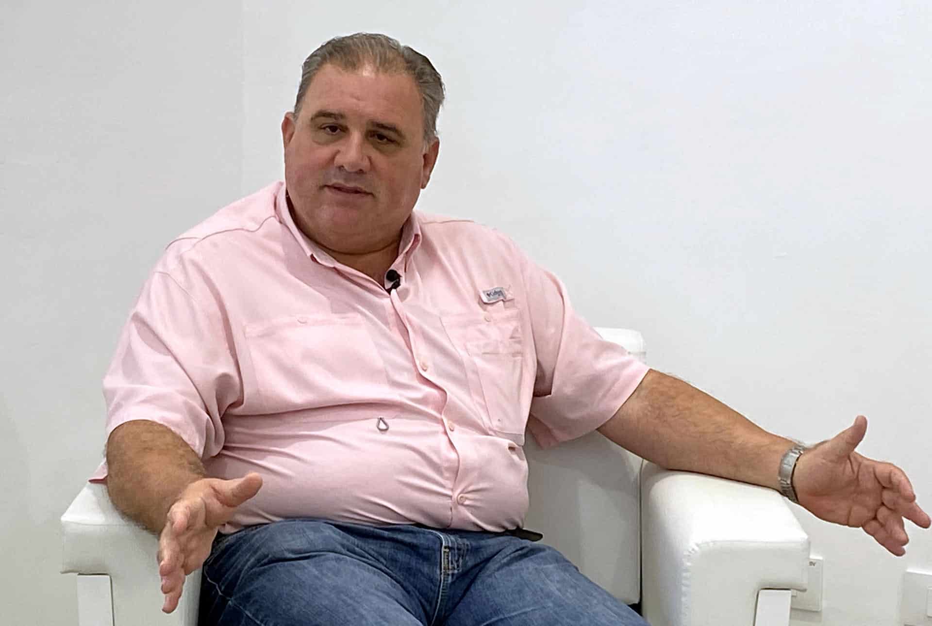 El presidente de la Asociación de Empresarios Españoles en Cuba (AEEC), Joaquín Samperio Sañudo, durante una entrevista con EFE, en La Habana (Cuba). EFE/ Str