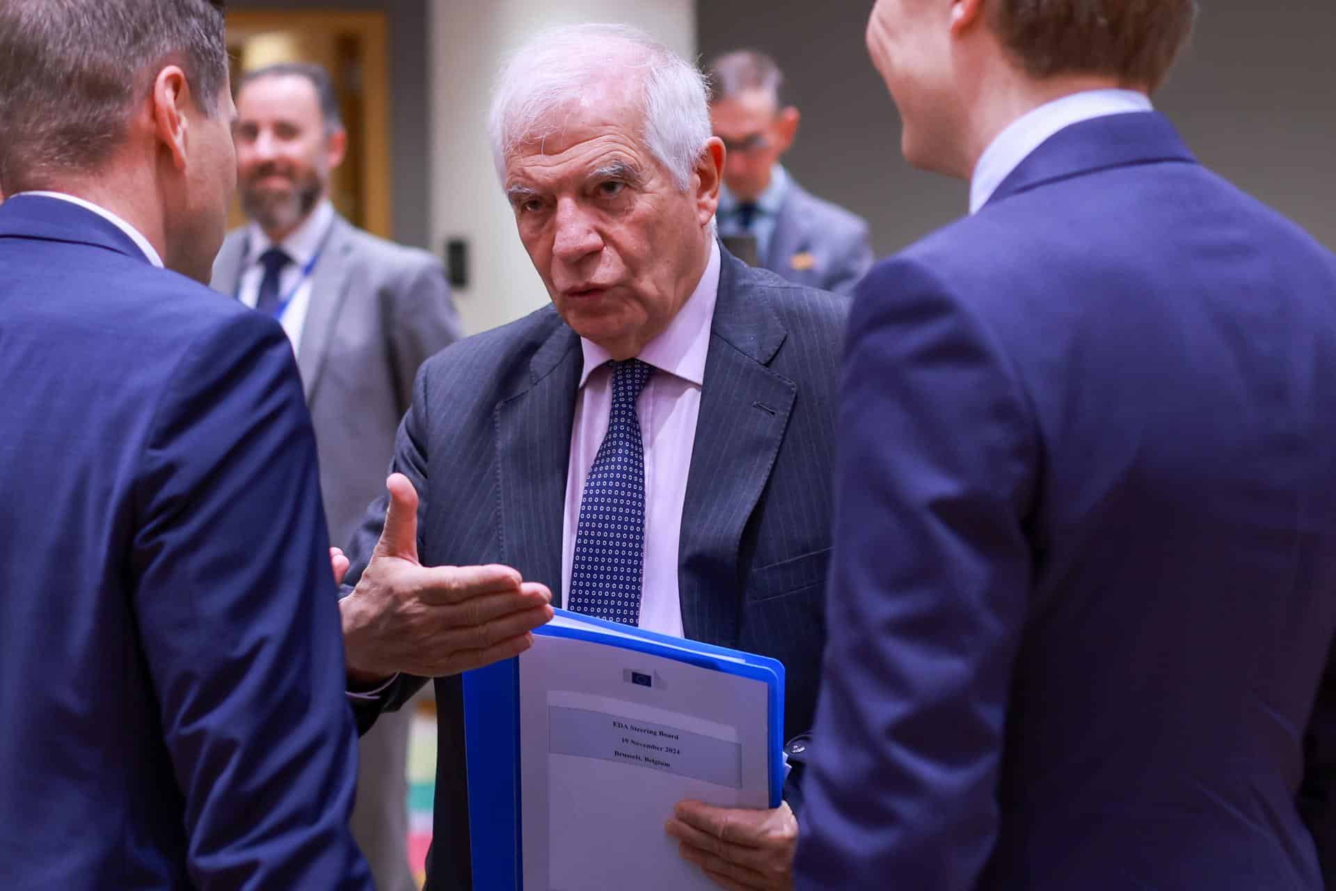 El Alto Representante de la Unión Europea para Asuntos Exteriores y Política de Seguridad, Josep Borrell, asiste a la reunión del segmento de defensa del Consejo de Asuntos Exteriores de la Unión Europea, en Bruselas, Bélgica, 19 de noviembre de 2024. El Consejo discutirá el apoyo militar de la UE a Ucrania. Bélgica, Ucrania, Bruselas EFE/EPA/OLIVIER HOSLET