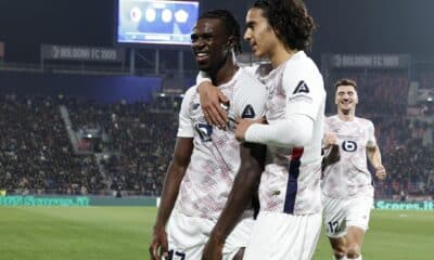 El jugador del Lille Ngal'Ayel Mukau celebra su gol durante el partido de la quinta jornada de la UEFA Champions League que han jugado Bologna FC y LOSC Lille en el Renato Dall'Ara stadium en Bolonia, , Italia) EFE/EPA/ELISABETTA BARACCHI