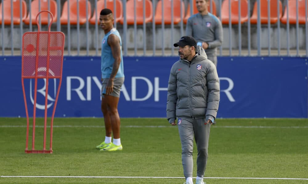 Simeone, durante el entrenamiento de este viernes en Majadahonda. EFE/ Mariscal