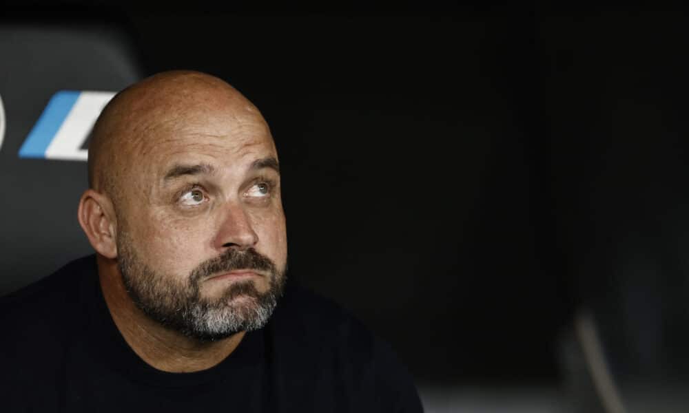 Fotografía de archivo de Manolo González, entrenador del Espanyol. EFE / Sergio Pérez.