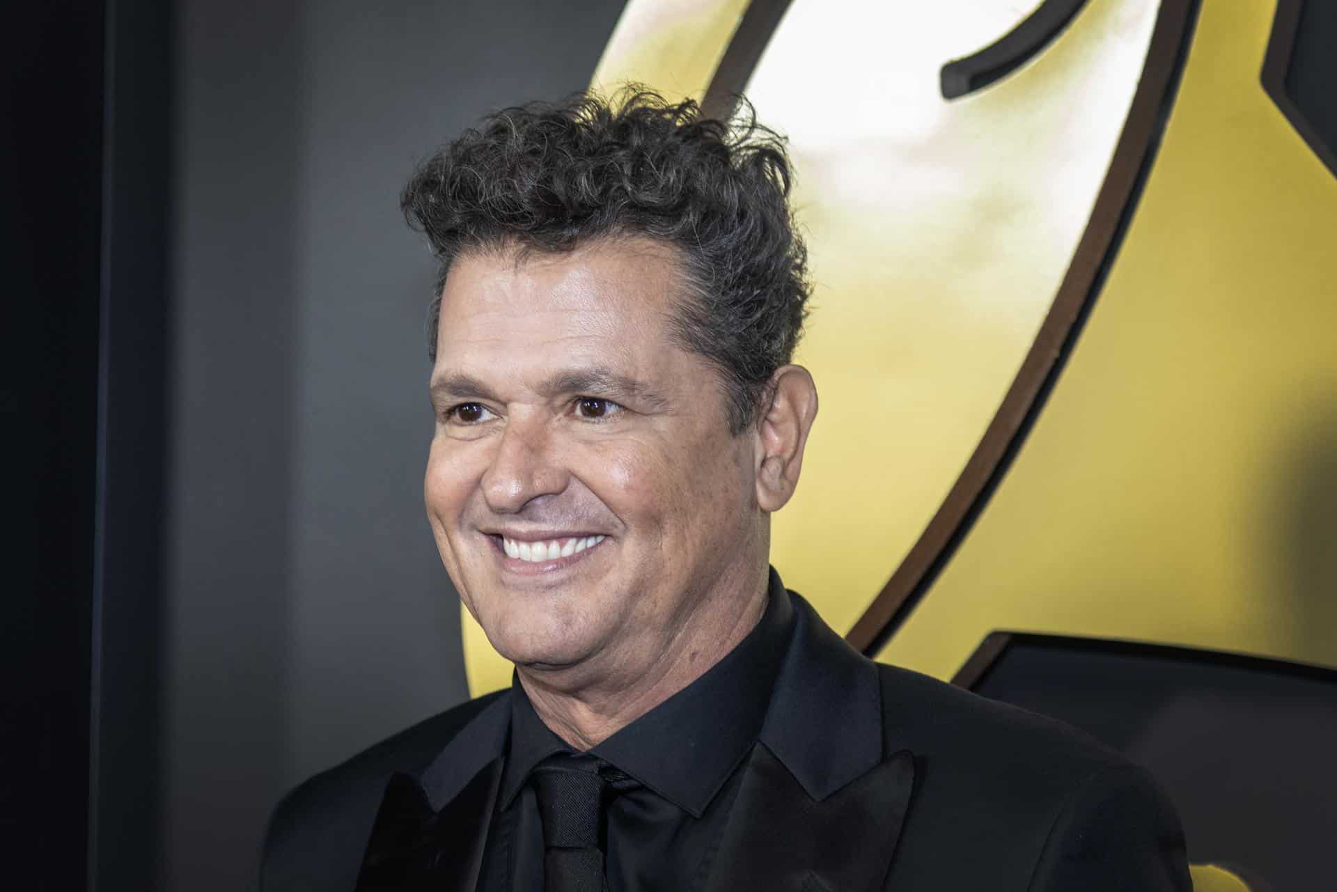 El cantante colombiano Carlos Vives asiste a la alfombra roja del evento Persona del Año del Latin Grammy en el Centro de Convenciones de Miami Beach en Miami Beach, Florida. EFE/EPA/CRISTOBAL HERRERA-ULASHKEVICH