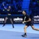 El salvadoreño Marcelo Arevaloy el croata Mate Pavic durante su partido ante el británico Henry Patten ouy el finlandés Harri Heliovaara oen Turín, Italia. EFE/EPA/Alessandro Di Marco