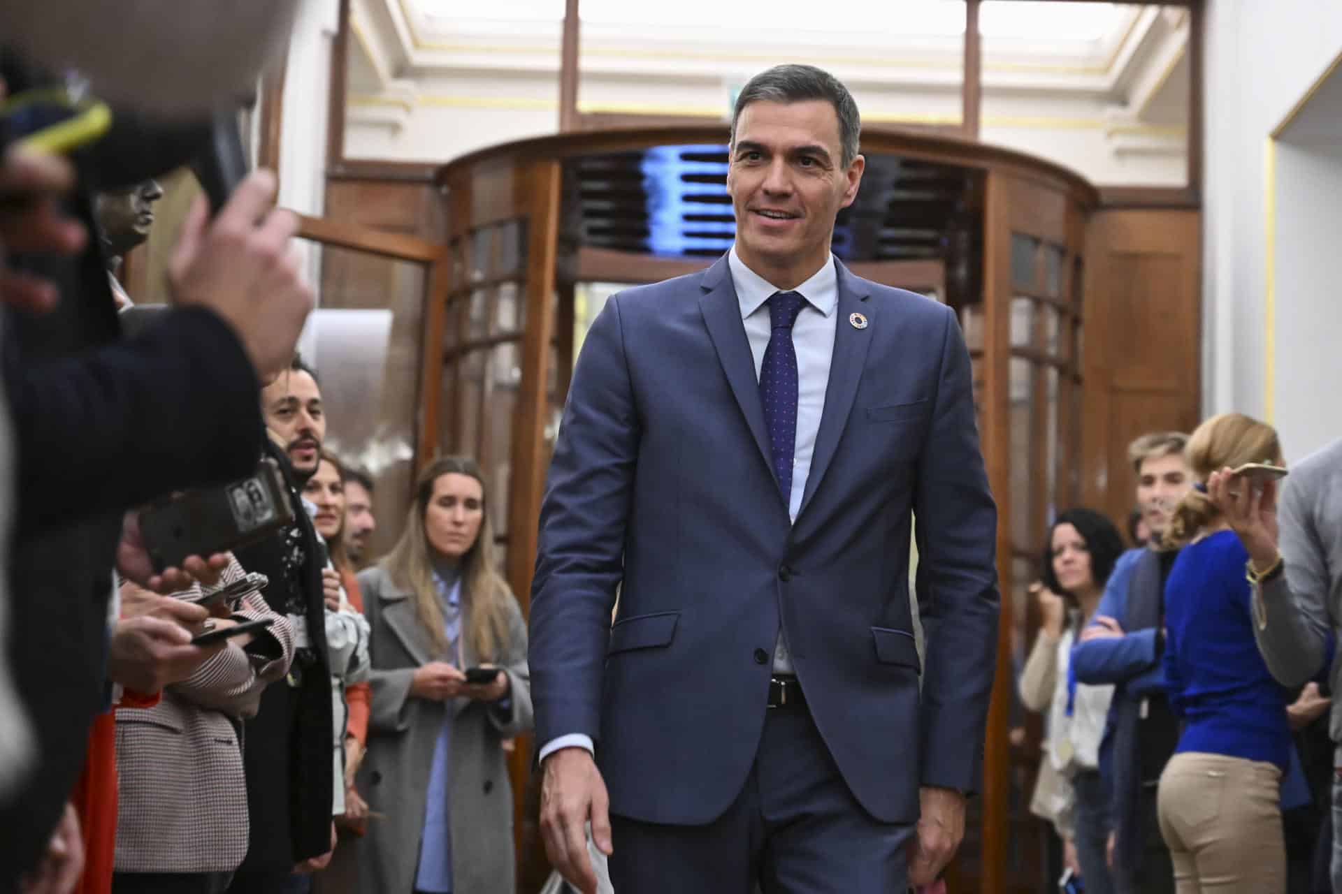 El presidente del Gobierno, Pedro Sánchez, en el pleno celebrado este jueves en el Congreso. EFE/FERNANDO VILLAR