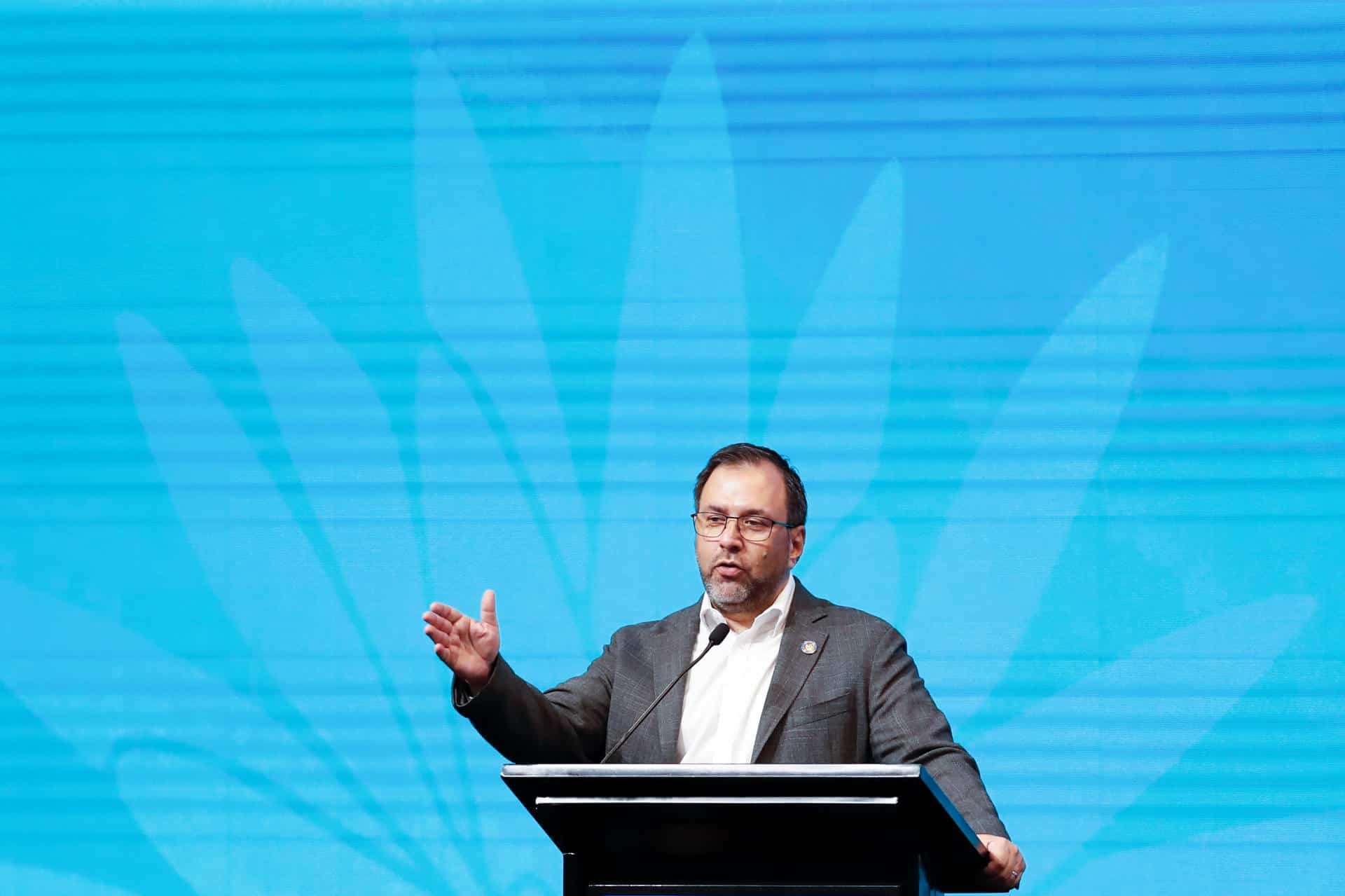 Fotografía de archivo del pasado 29 de octubre del canciller venezolano, Yvan Gil, durante el segmento de alto nivel de la Conferencia de la ONU sobre Biodiversidad Biológica (COP16) en Cali (Colombia). EFE/ Ernesto Guzmán Jr.