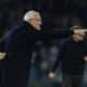 El entrenador de la Roma, Claudio Ranieri, da instrucciones a sus jugadores durante el partido del pasado domingo contra el Nápoles. EFE/EPA/CESARE ABBATE