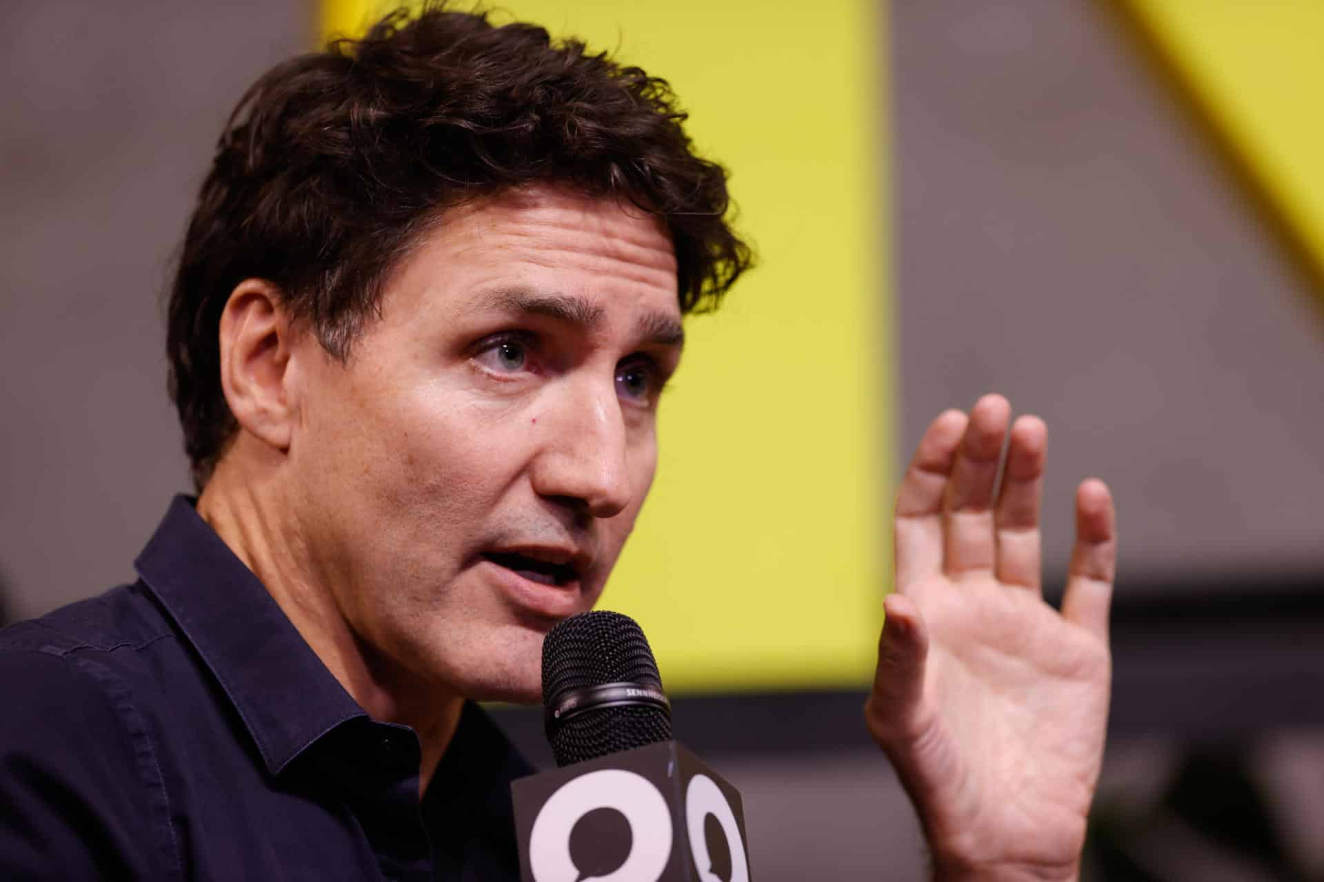 El primer ministro de Canada, Justin Trudeau, habla en la cumbre 'Global Citizen Now' en la Fundación Getulio Vargas, este domingo en Río de Janeiro (Brasil). EFE/ André Coelho