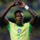 Fotografía de archivo del delantero Vinícius Júnior, cuyo regreso a la formación titular de la selección de Brasil debe producirse este jueves en el partido contra Venezuela en Maturín. EFE/ Andre Coelho