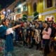 Personas participan en celebraciones del Día de los Fieles Difuntos, en Quito (Ecuador). EFE/Vicente Costales