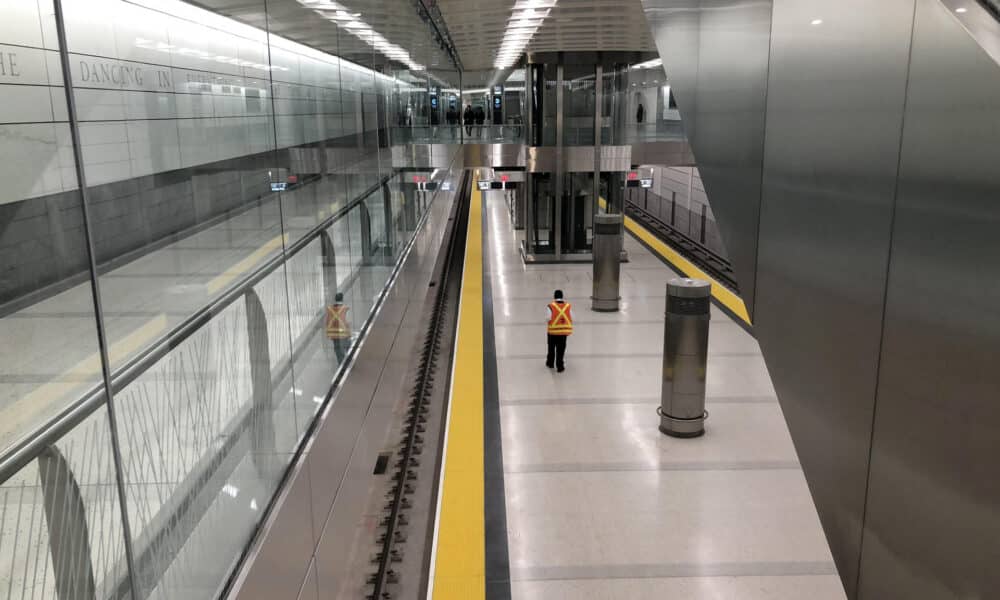 Fotografía de archivo en donde se ve el interior de una estación del metro de Nueva York. EFE/Javier Otazu