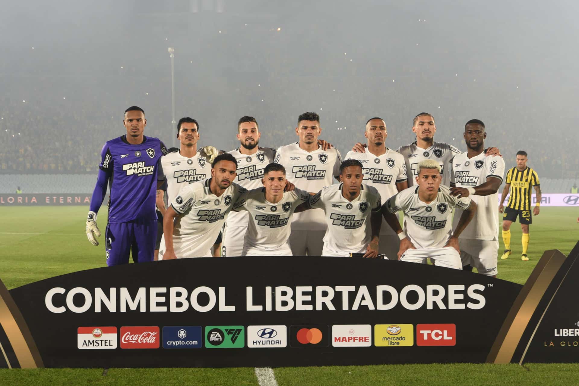 Jugadores de Botafogo durante la semifinal de la Copa Libertadores ante el Peñarol. EFE/ Sofia Torres