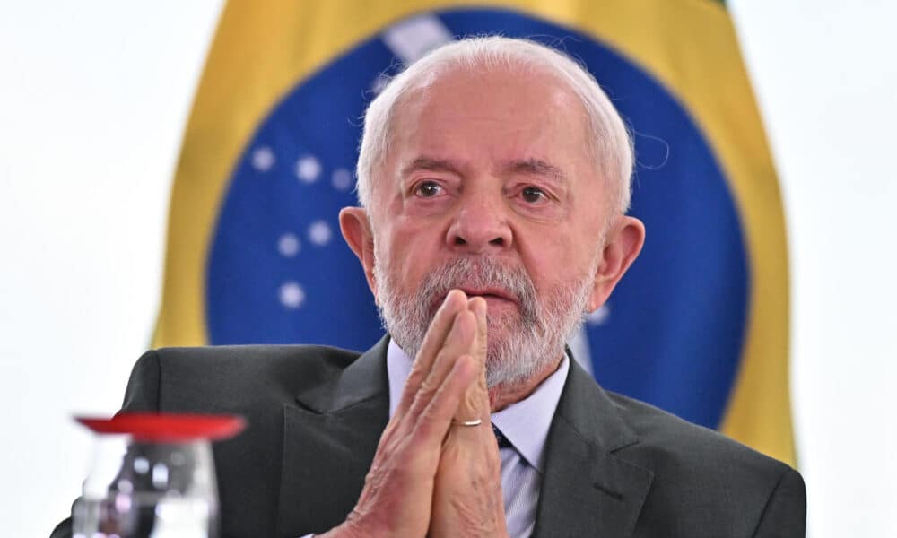 El presidente de Brasil, Luiz Inácio Lula da Silva, asiste a la sanción de un proyecto de ley para fortalecer la agricultura familiar een el Palácio del Planalto en Brasilia (Brasil). EFE/ Andre Borges