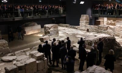 - Greek President Katerina Sakellaropoulou, Prime Minister Kyriakos Mitsotakis and other officials visit a subway station in the city of Thessaloniki to view artefacts unearthed during construction work, in Thessaloniki, Greece, 29 November 2024. The subway is set to officially open after two decades of construction. (Grecia, Salónica) EFE/EPA/Alexandros Avramidis/POOL