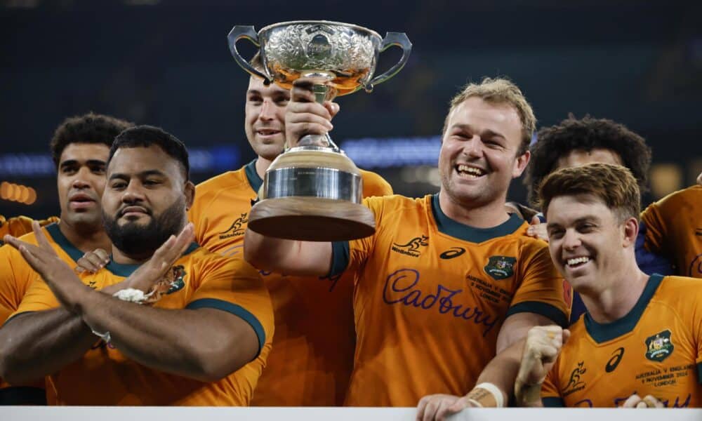 La selección de Australia asaltó este sábado el estadio de Twickenham. EFE/EPA/TOLGA AKMEN