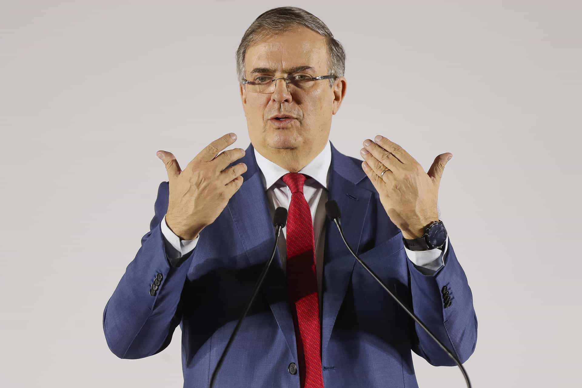 El titular de Economía, Marcelo Ebrard, agradeció a Toyota México su confianza en el país y su compromiso con el desarrollo económico, medioambiental y social de éste. Archivo. EFE/ Isaac Esquivel