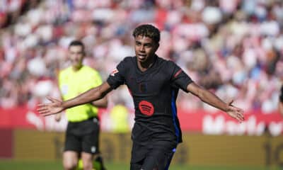 El delantero del Barcelona Lamine Yamal celebra un gol ante el Girona en foto de archivo de David Borrat. EFE