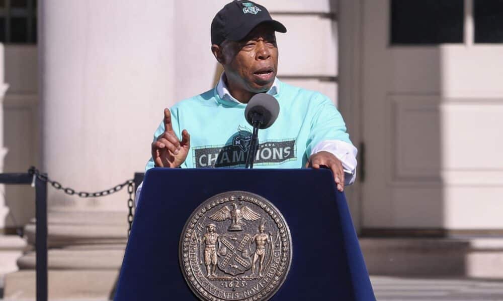 Foto de archivo del alcalde de Nueva York, Eric Adams. EFE/EPA/SARAH YENESEL