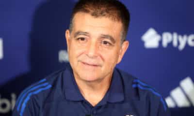 Fotografía de archivo del seleccionador de fútbol de Costa Rica, el argentino Claudio Vivas. EFE / Fernando Ruiz