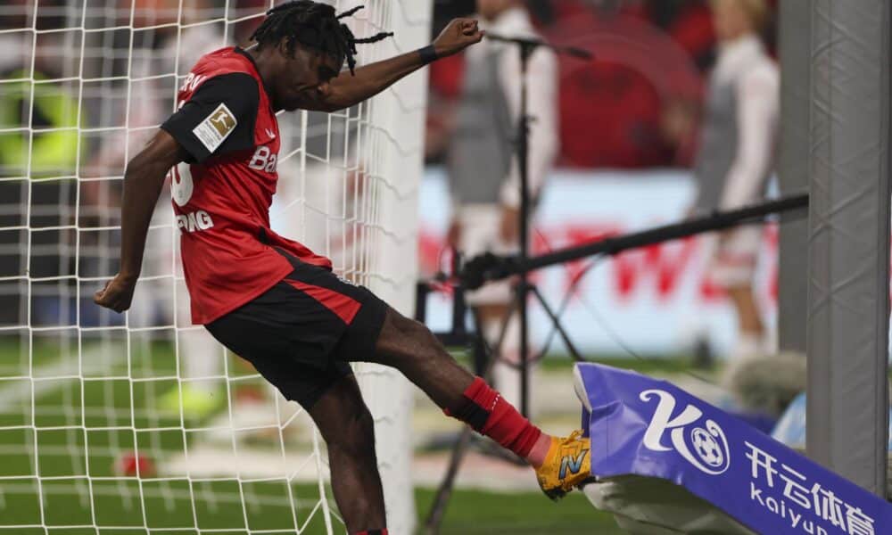 Frimpong, en un momento del partido. EFE/EPA/CHRISTOPHER NEUNDORF.