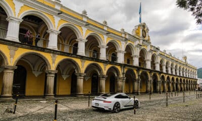 Fotografía de archivo en donde se observa el Palacio de los Capitanes, en Antigua Guatemala (Guatemala). EFE/ Andrea Godínez