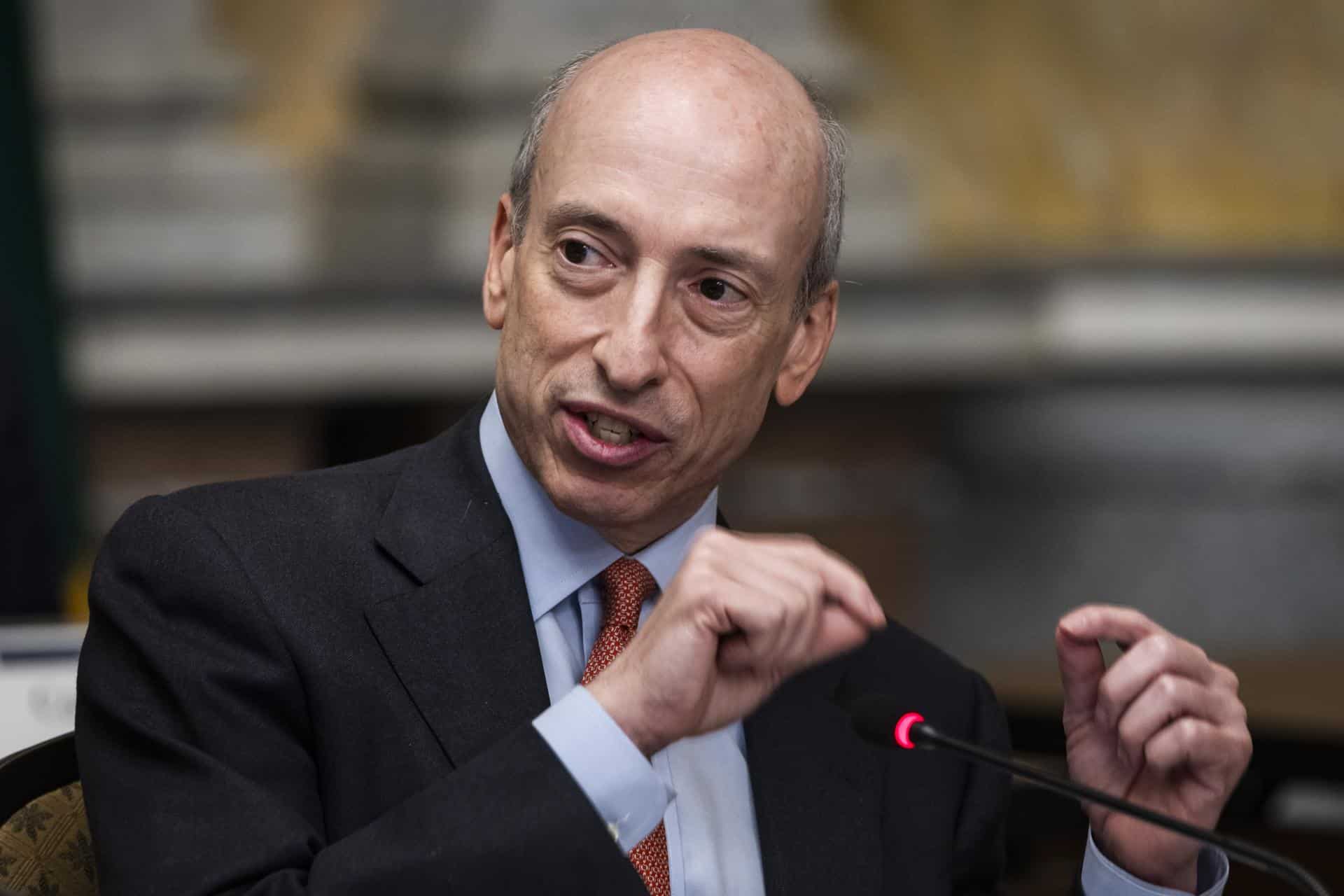 Foto de archivo del presidente de la Comisión de Bolsa y Valores (SEC, en inglés), Gary Gensler. EFE/EPA/JIM LO SCALZO