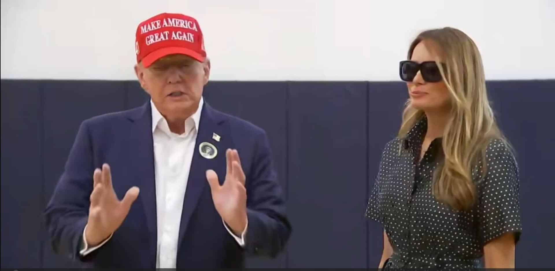 Captura de pantalla donde se observa al candidato republicano, el expresidente Donald Trump, junto a su esposa, Melania Trump, luego de depositar su voto, este martes, en el Mandel Recreation Center de Palm Beach, en Florida (Estados Unidos). EFE/ Donald Trump