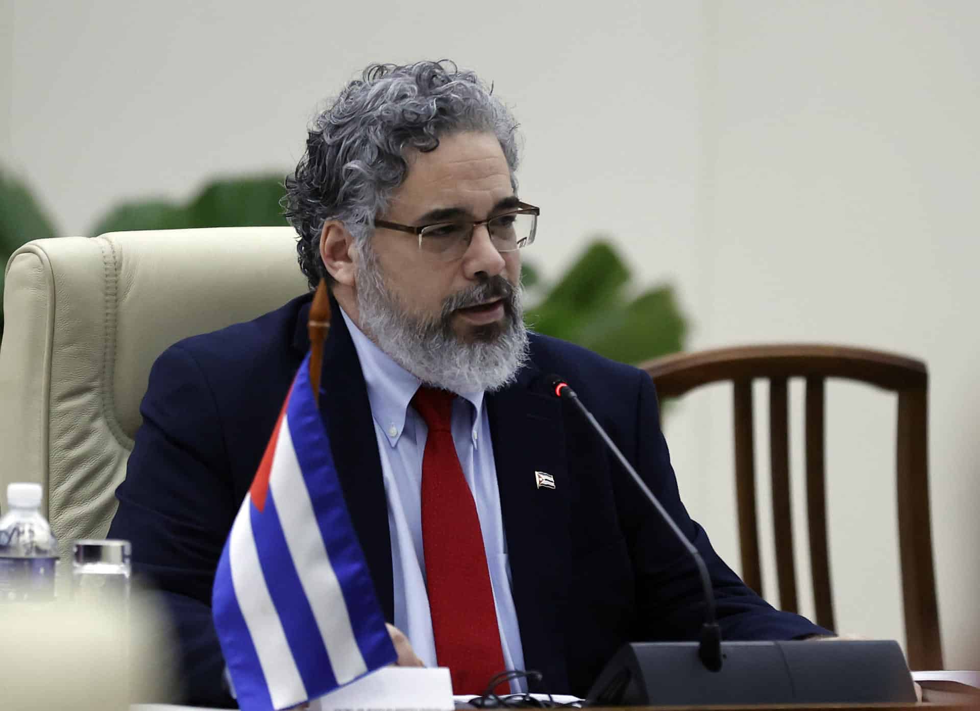 El representante de Cuba en la XXIX Cumbre Iberoamericana, Rodolfo Benítez. EFE/ Ernesto Mastrascusa